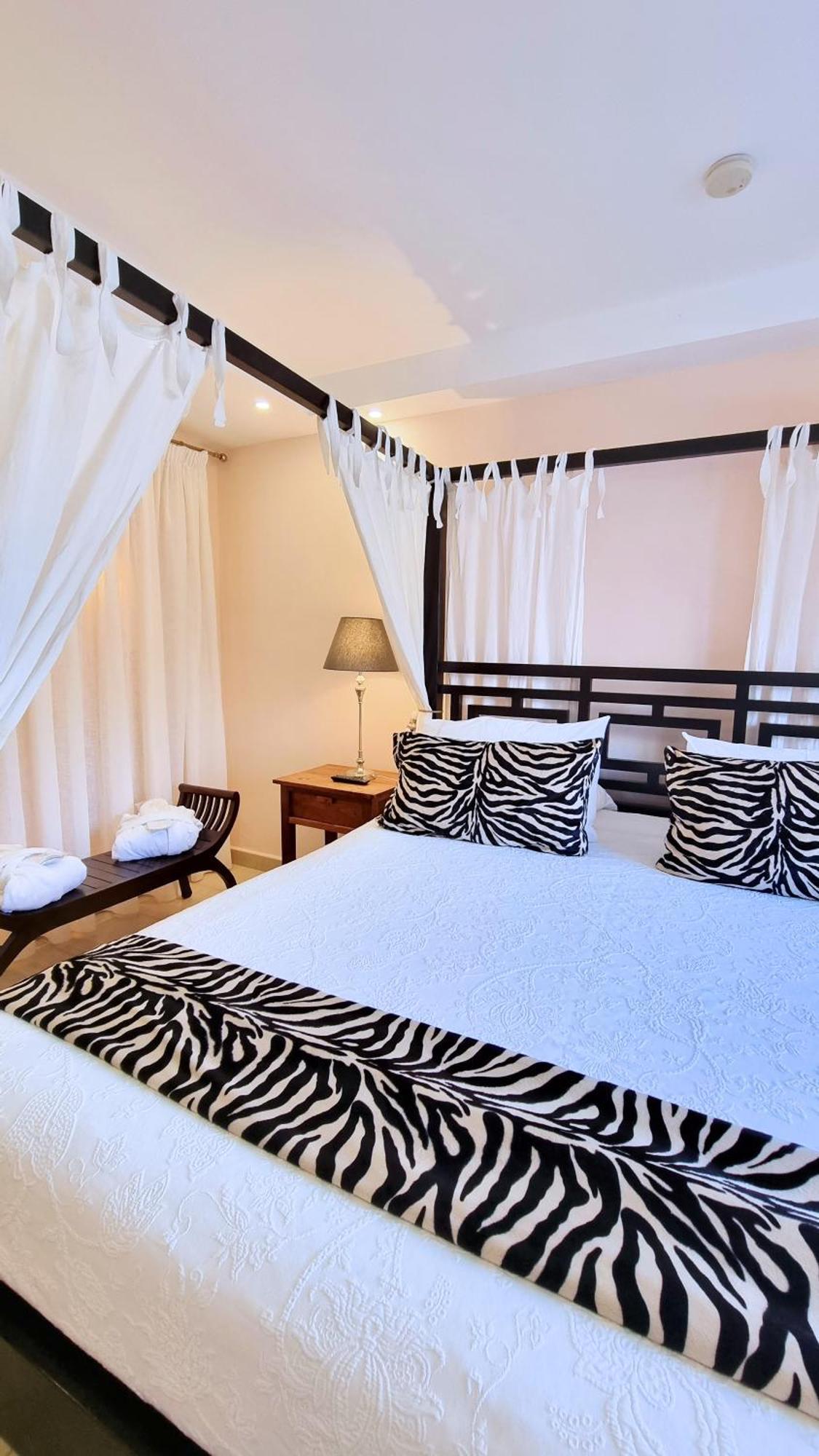 Evita Beach Suites Exclusivas Caleta de Sebo Eksteriør bilde